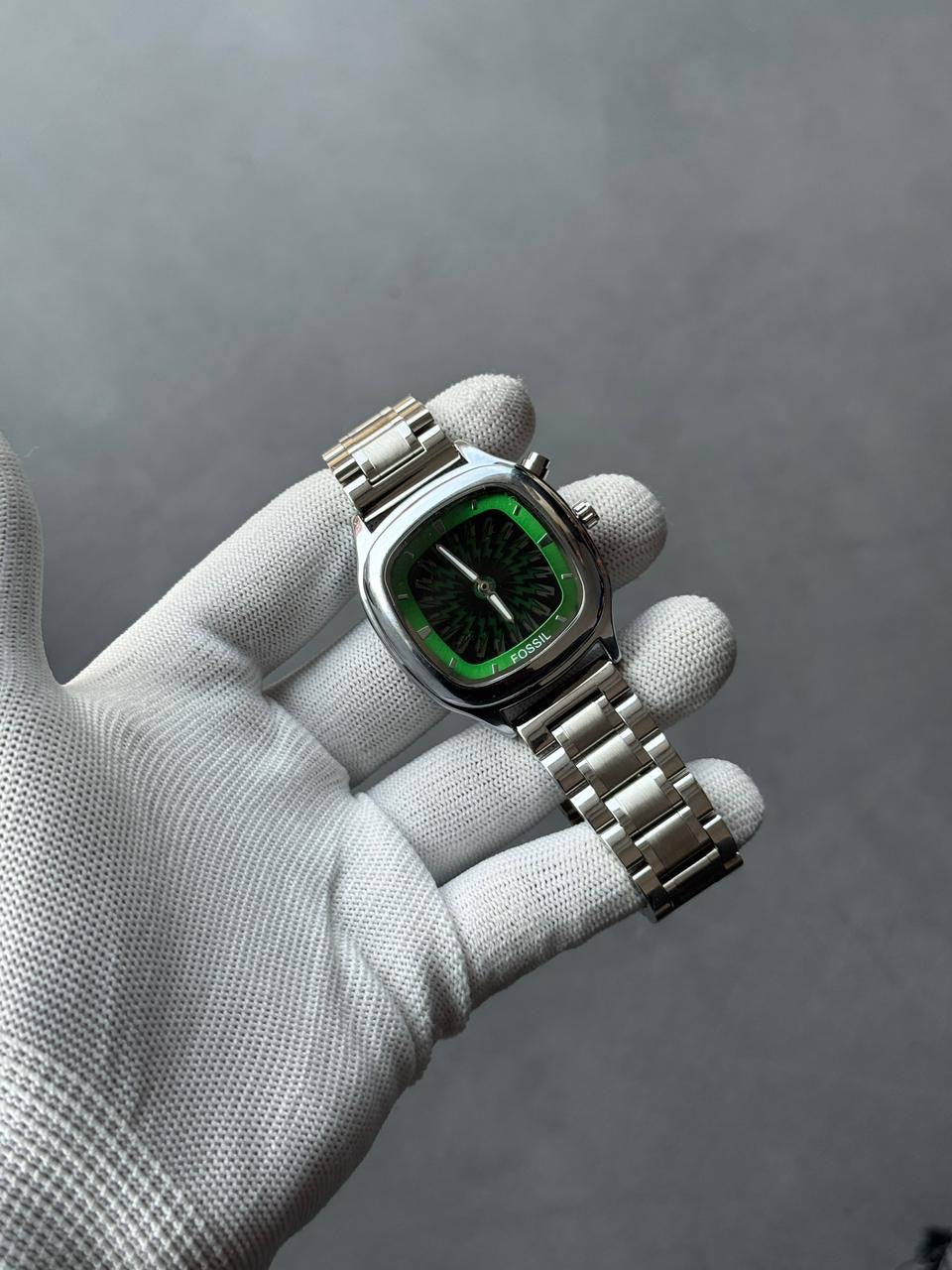 FOSSIL BIG TIC SQ
