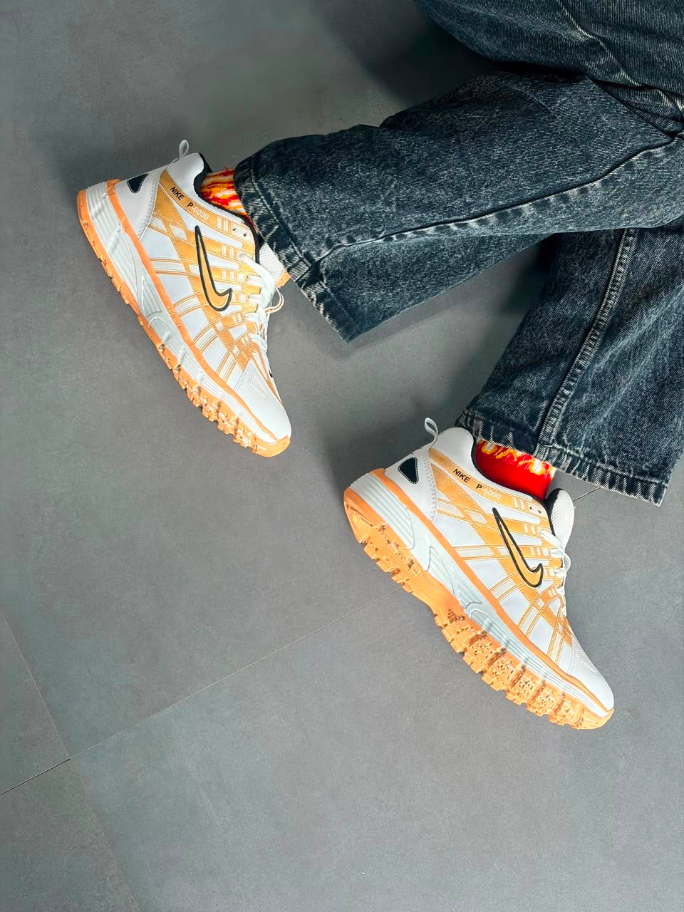 NIKE P-6000 TRAINER