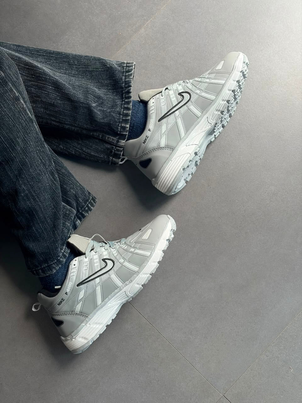 NIKE - P6000 TRAINER