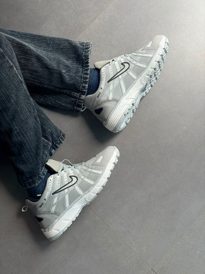 NIKE - P6000 TRAINER