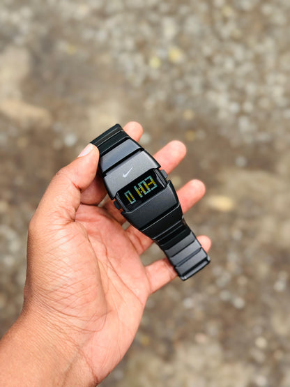 NIKE D - LINE ( UV DIAL)