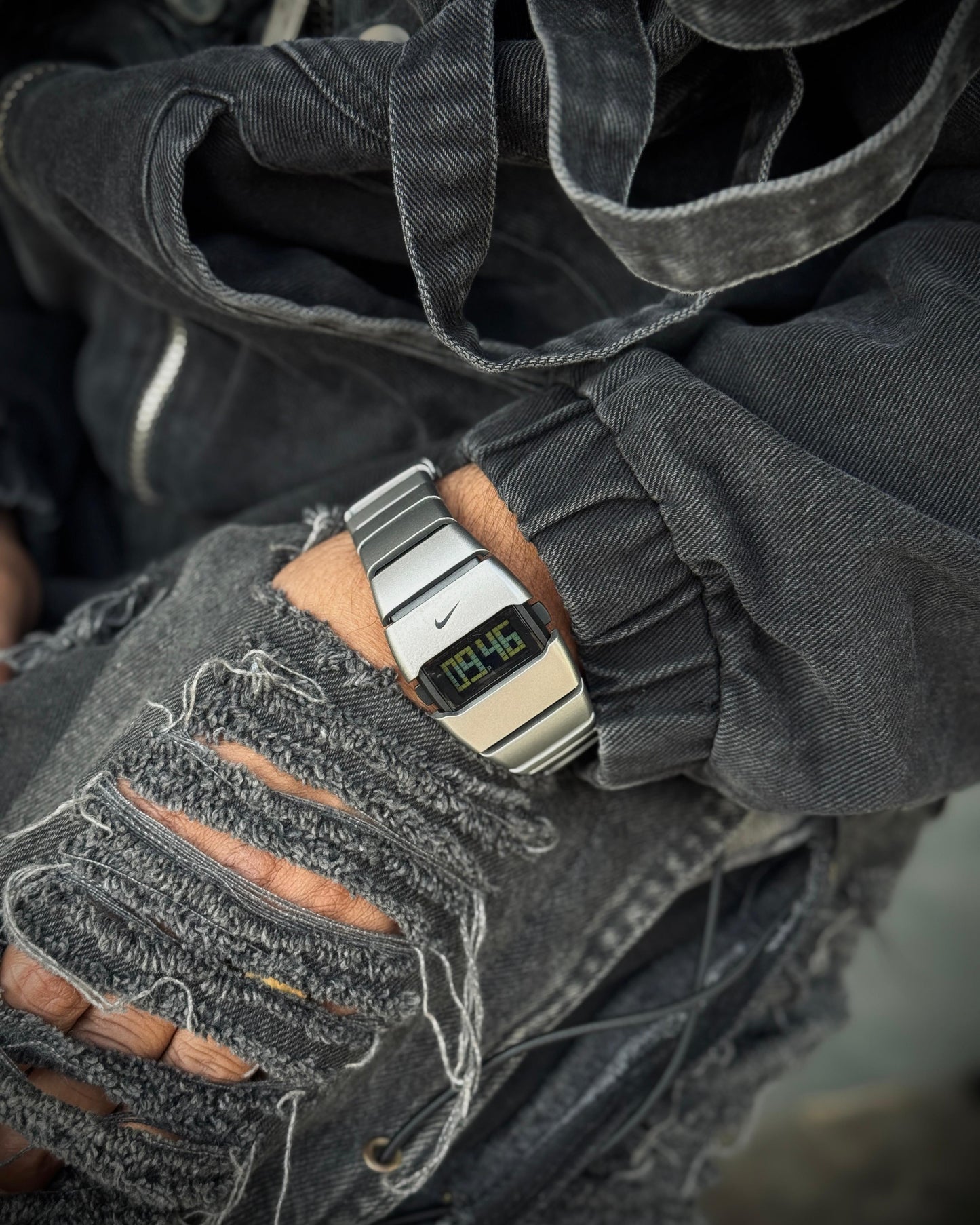 NIKE D - LINE ( UV DIAL)