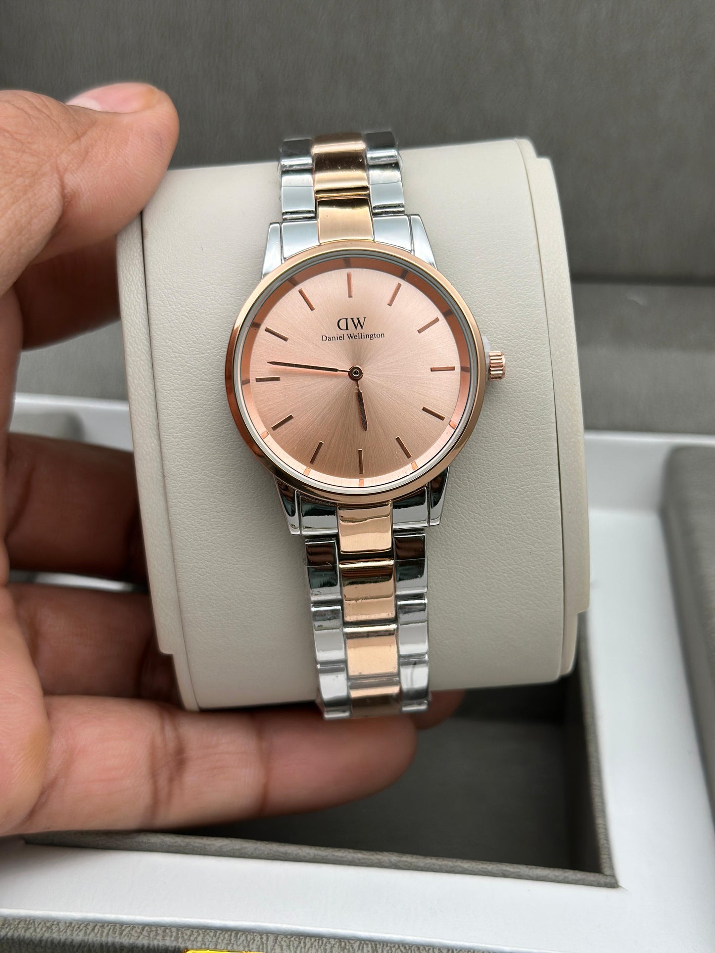 DW - daniel Wellington ladies