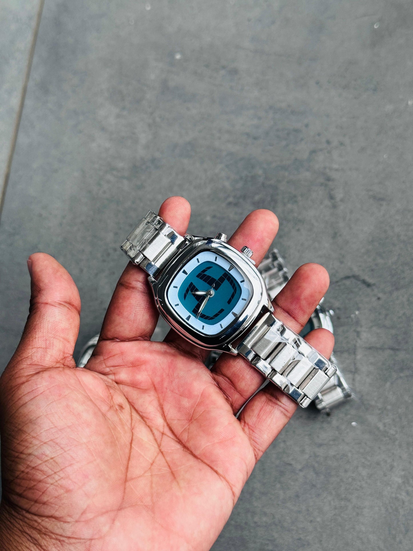 BIG TIC DIGI-ANAL - SQUARE NUMERIC