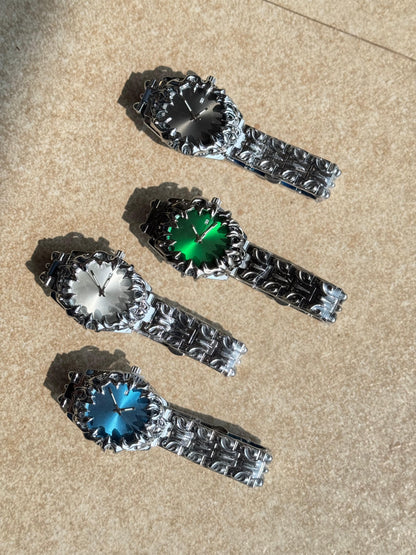 Alabaster Y2K - Gothic Flame - Spiked watches unisex 💀