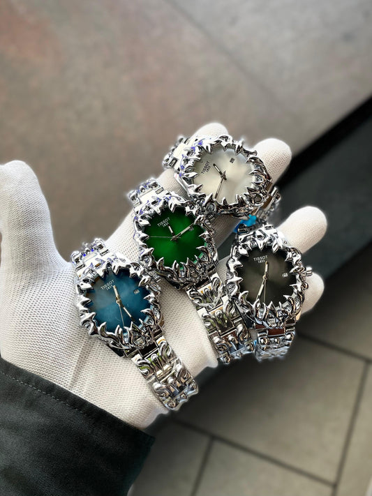 Alabaster Y2K - Gothic Flame - Spiked watches unisex 💀