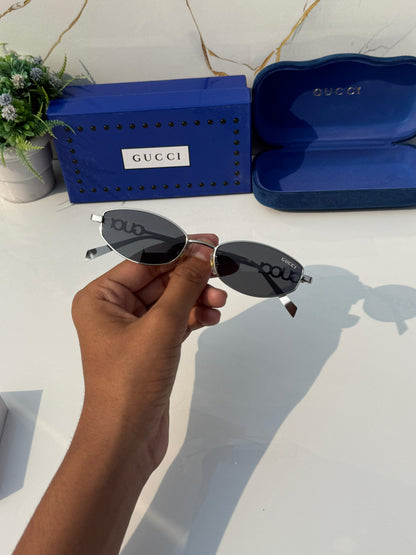GUCCI × SUNGLASS
