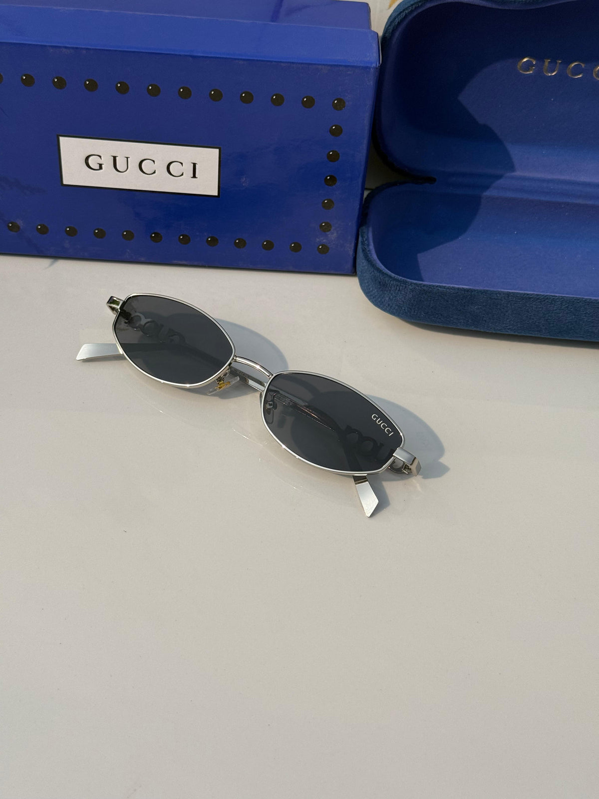 GUCCI × SUNGLASS