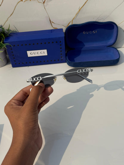 GUCCI × SUNGLASS